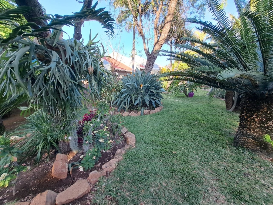 3 Bedroom Property for Sale in Safari Gardens North West